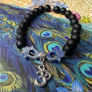 Handmade Beaded Stretchy Bracelet Hamsa Hand Ohm Symbol Black Beads NWT